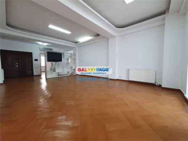 Casă 4 camere București - poza 1