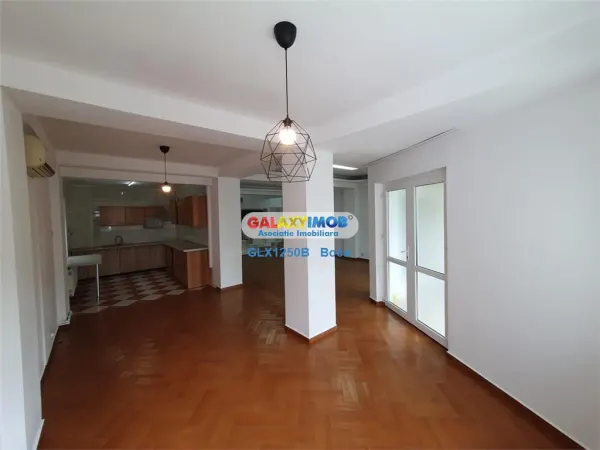 Casă 4 camere București - poza 3