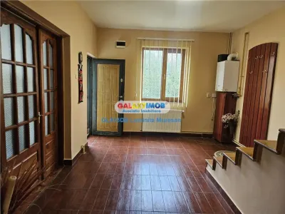 Casă 6 camere Târgoviște - poza 3