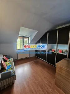 Casă 6 camere Târgoviște - poza 33
