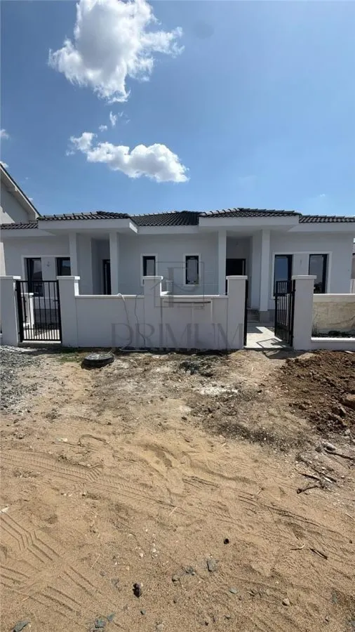 Casă 3 camere Moșnița Nouă - poza 1