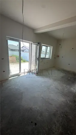 Casă 3 camere Moșnița Nouă - poza 2