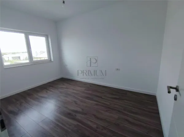 Casă 5 camere Moșnița Veche - poza 5