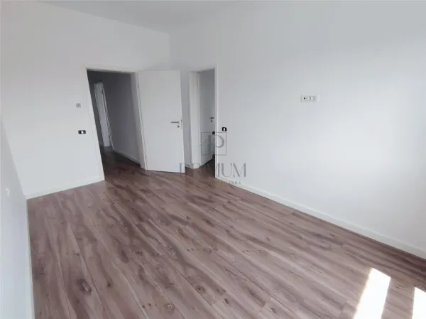 Casă 5 camere Moșnița Veche - poza 7