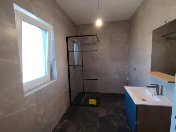 Casă 4 camere Moșnița Nouă - poza 11