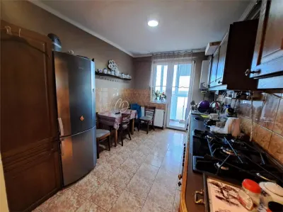 Apartament 3 camere Salonta - poza 9