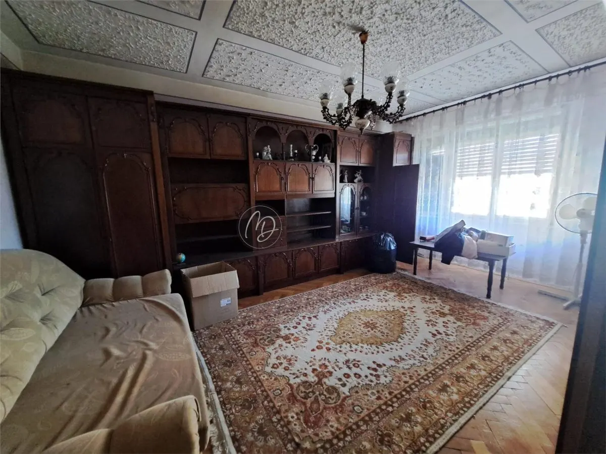 Apartament 3 camere Marghita - poza 1