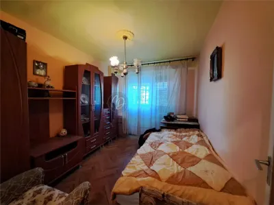 Apartament 3 camere Marghita - poza 3