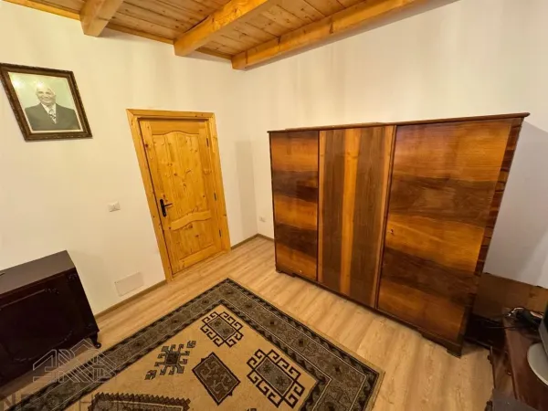 Casă 10 camere Bolotești - poza 8