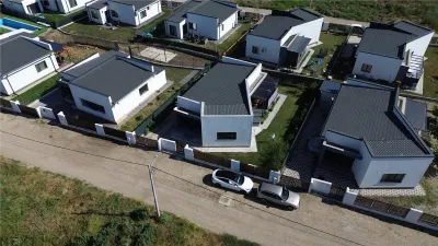 Casa noua de vanzare Doctor Carnabel | 100 mp utili | Piscina, incalzire in pardoseala si teren 370 mp - Campineanca