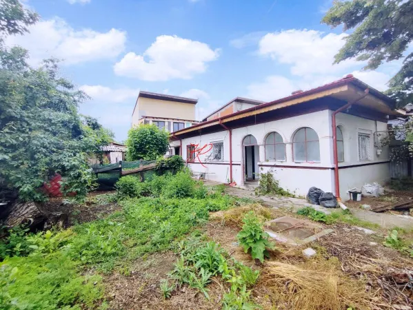 Casă 3 camere București - poza 1