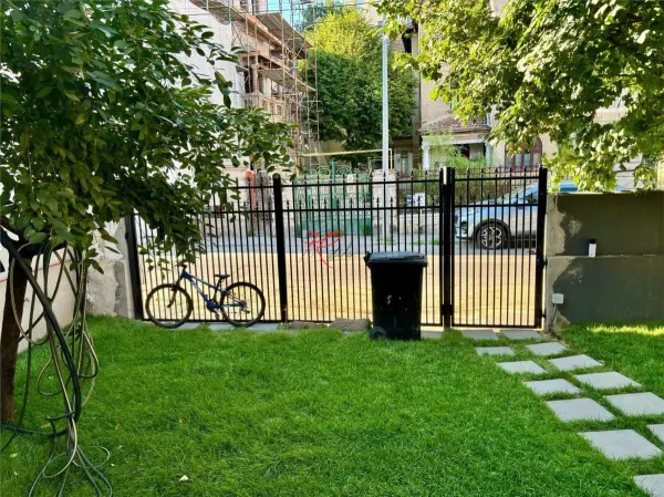Casă 5 camere București - poza 2