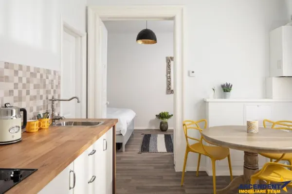 Apartament 6 camere Brașov - poza 12