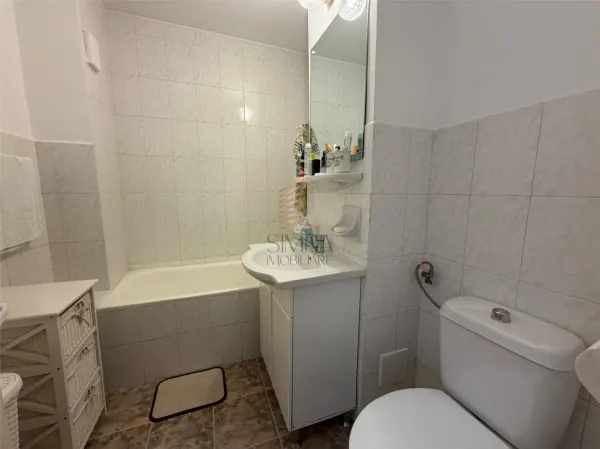 Apartament 3 camere Oradea - poza 3