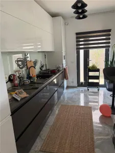 Casă 4 camere Moșnița Veche - poza 4