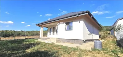 Casă 3 camere Bârnova - poza 3