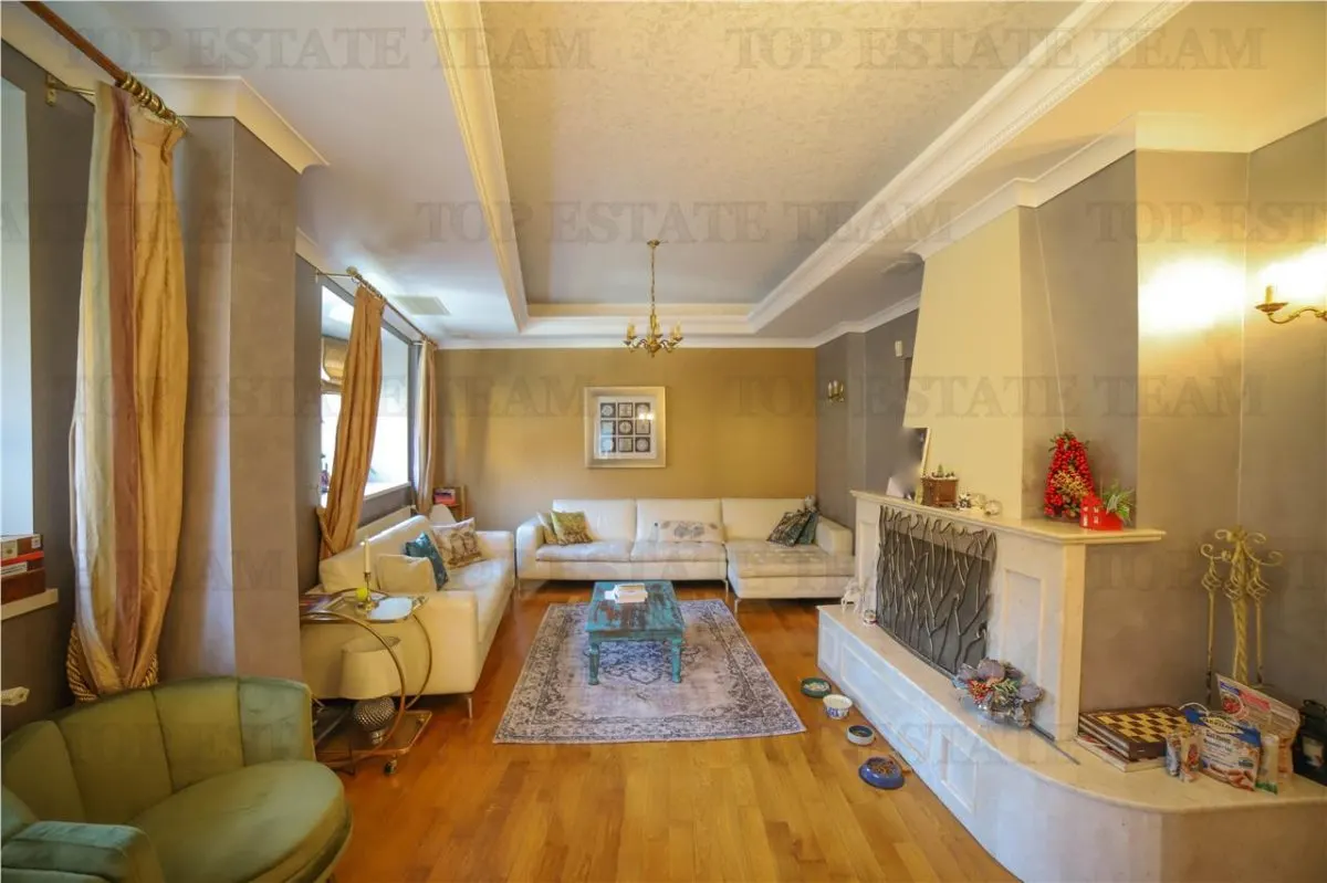 Casă 11 camere București - poza 1