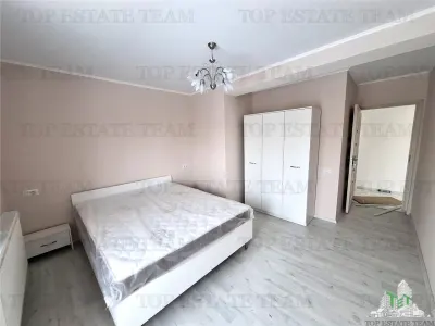 Casă 7 camere Crevedia - poza 12