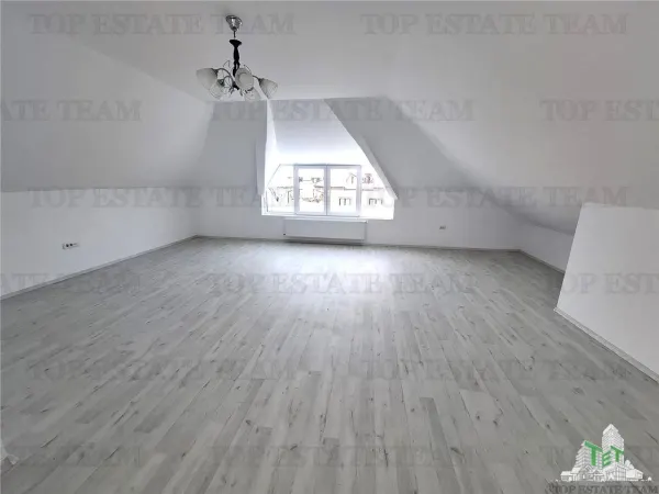 Casă 7 camere Crevedia - poza 15