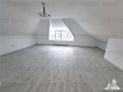 Casă 7 camere Crevedia - poza 15