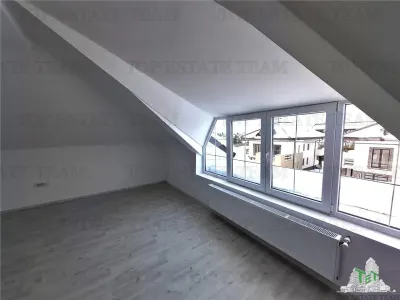 Casă 7 camere Crevedia - poza 16