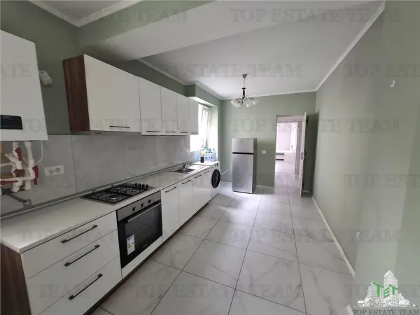 Casă 7 camere Crevedia - poza 4
