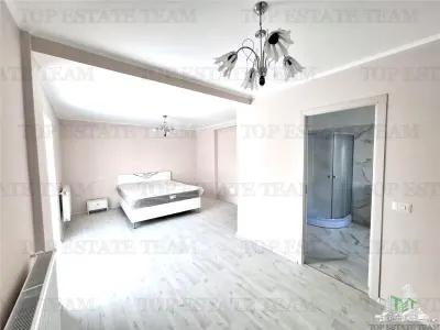 Casă 7 camere Crevedia - poza 9
