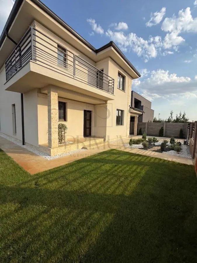 Casă 5 camere Moșnița Nouă - poza 1
