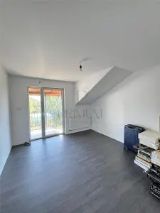 Casă 5 camere Dumbrăvița - poza 18