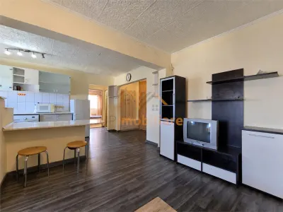 Apartament 3 camere Oradea - poza 3