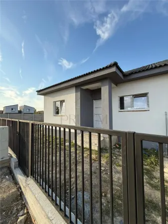 Casă 3 camere Moșnița Nouă - poza 6