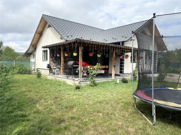 Casă 3 camere Dipsa - poza 2