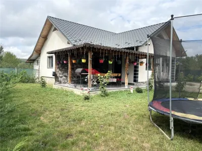 Casă 3 camere Dipsa - poza 2