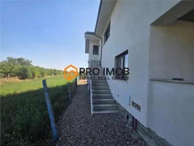 Casă 6 camere Lamotesti - poza 8