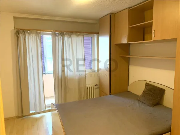 Apartament 3 camere Oradea - poza 6