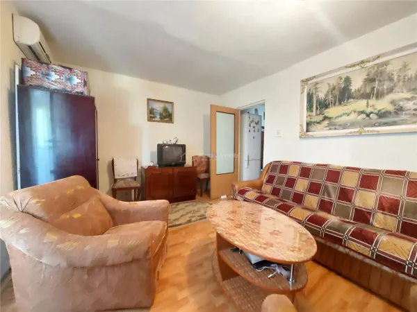 Apartament 2 camere Râmnicu Sărat - poza 1