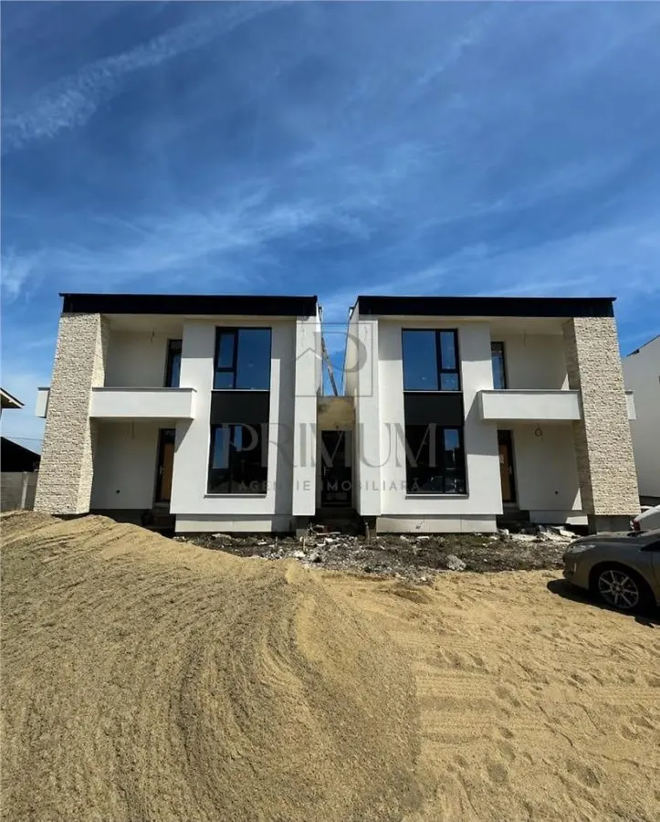 Casă 4 camere Moșnița Nouă - poza 1