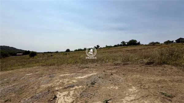 Teren Aroneanu - poza 4
