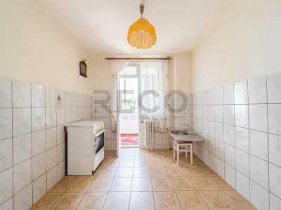 Apartament 3 camere Oradea - poza 3