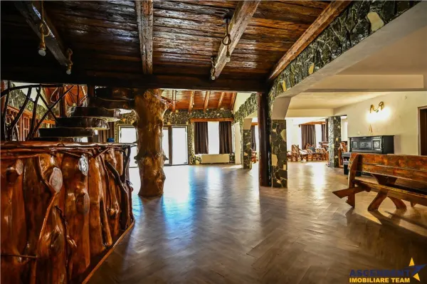 Hotel/Pensiune Moieciu - poza 13