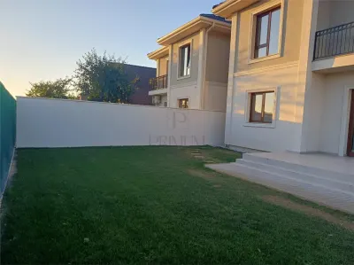 Casă 5 camere Dumbrăvița - poza 2