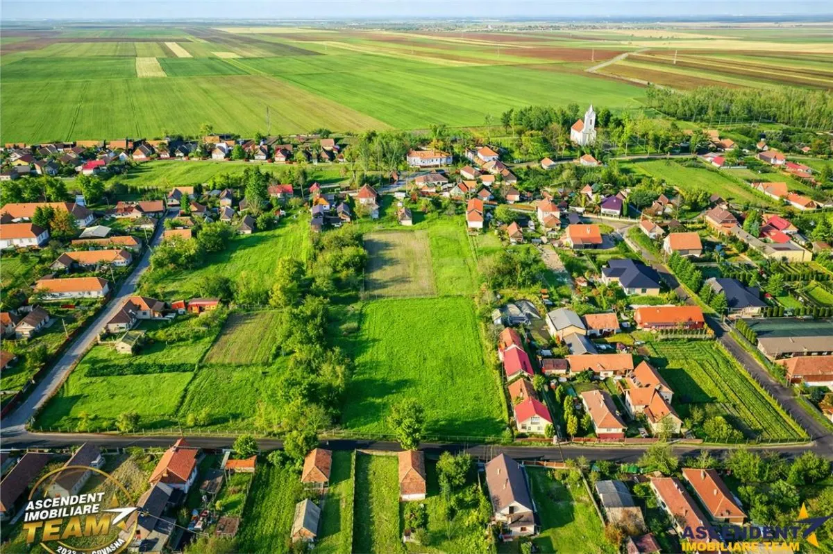 Teren Târgu Secuiesc - poza 1