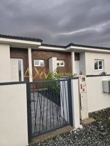 Casă 3 camere Moșnița Nouă - poza 5