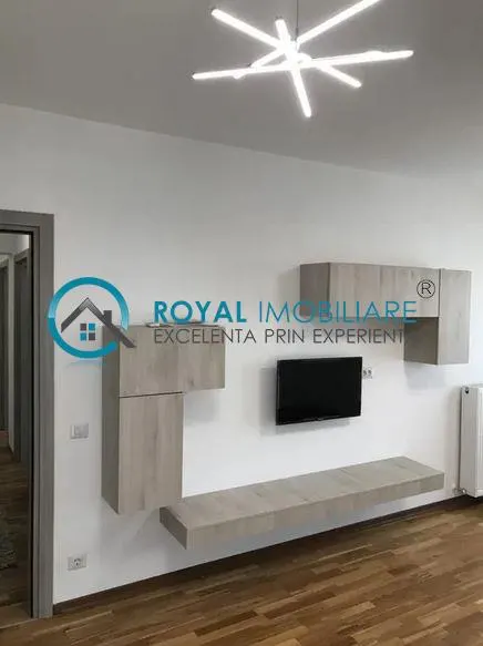 Apartament 3 camere Ploiești - poza 1