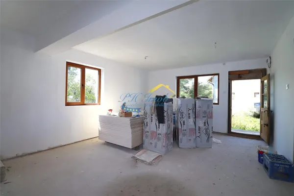 Casă 4 camere Brebu - poza 2