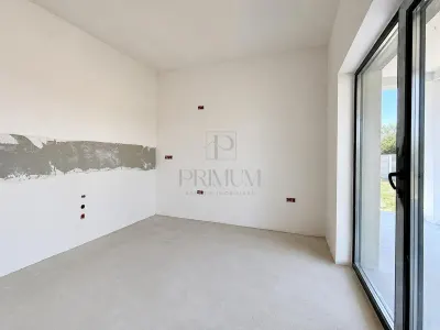 Casă 4 camere Dumbrăvița - poza 18