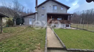 Casă 4 camere | 170 mp utili | Teren 550 mp | Mobilată și utilată | Smeura - Pitesti