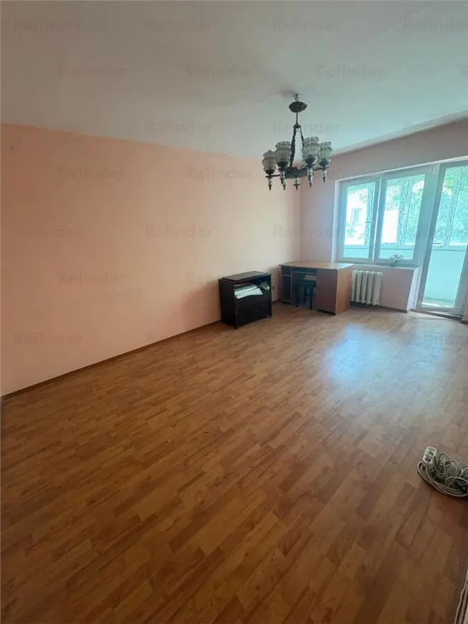 Apartament 3 camere București - poza 1