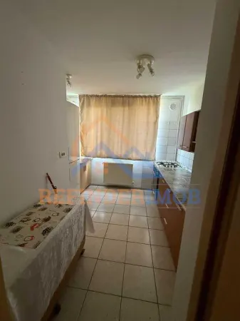 Apartament 4 camere București - poza 1