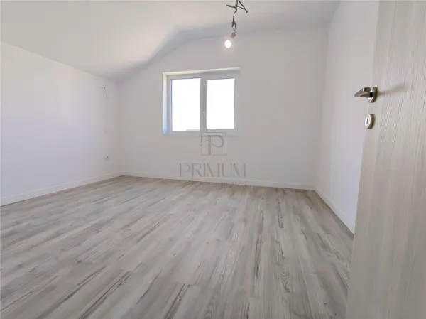 Casă 4 camere Urseni - poza 8